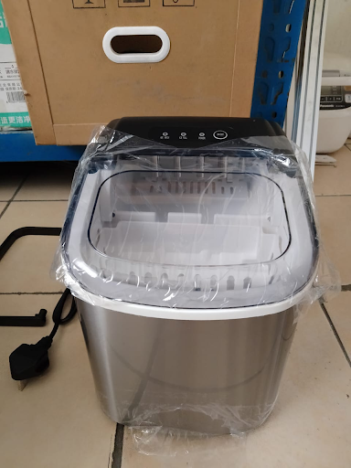 Picture of Rebune Ice Cube Maker with Compressor RE-6-043 – High-Performance Commercial Ice Machine for Fast, Consistent Ice Production